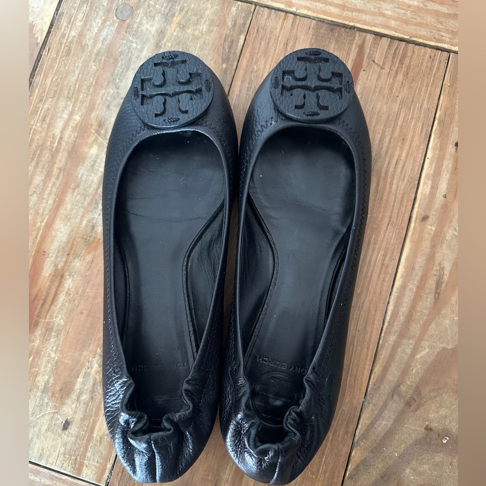 Tory Burch Black Leather flats
